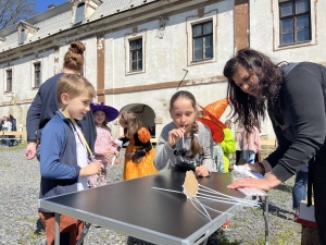 Pálení čarodějnic na zámku v Bravanticích