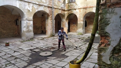 8. brigáda na zámku