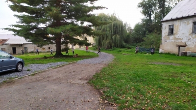12. brigáda na zámku