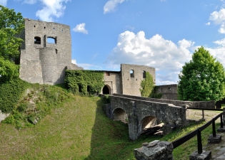 Hrad Hukvaldy