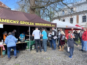 Pálení čarodějnic na zámku v Bravanticích