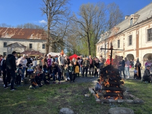 Pálení čarodějnic na zámku v Bravanticích