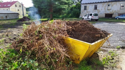 Třetí brigáda na zámku v Bravanticích