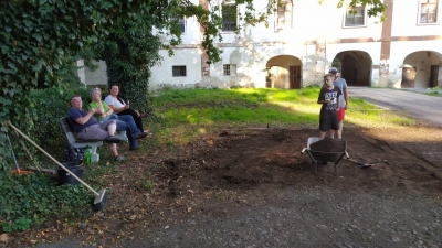 9. brigáda na zámku