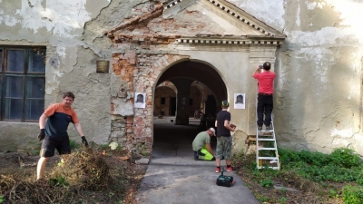 10. brigáda na zámku