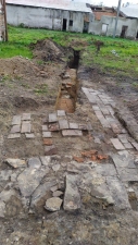 Archeologický průzkum nádvoří zámků