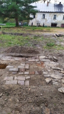 Archeologický průzkum nádvoří zámků