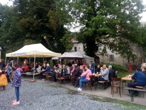 Čarodějnický rej v Bravanticích na zámku